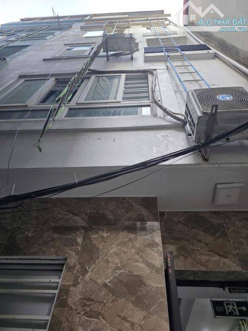 Bán CHDV Đội Cấn 51m 6T MT4.7m giá chỉ 12.7 tỷ
