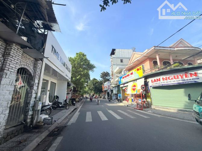 Cần bán mặt tiền Kinh Doanh Phan Bội Châu, Trường An, TP Huế Giá rẻ 6.5x tỷ