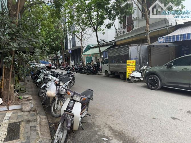 MẢNH ĐẤT VÀNG GIỮA PHÚ THƯỜNG, TÂY HỒ, MẶT TIỀN 12m, 18,6 tỷ, 149m2 (124tr/m2) 20m ra OTO