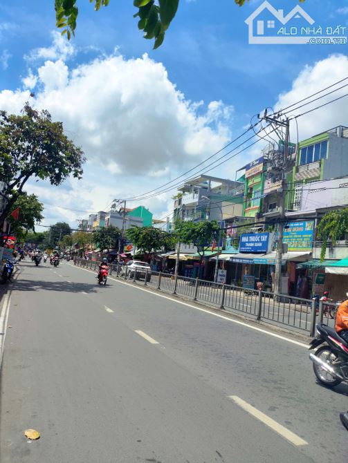 🏠BÀ HOM. Q6- 73M2- 2 TẦNG. CHỈ 5,2 TỶ. HẺM XE HƠI - Nhà kiên cố 4,7 x 13. Nở hậu 7m