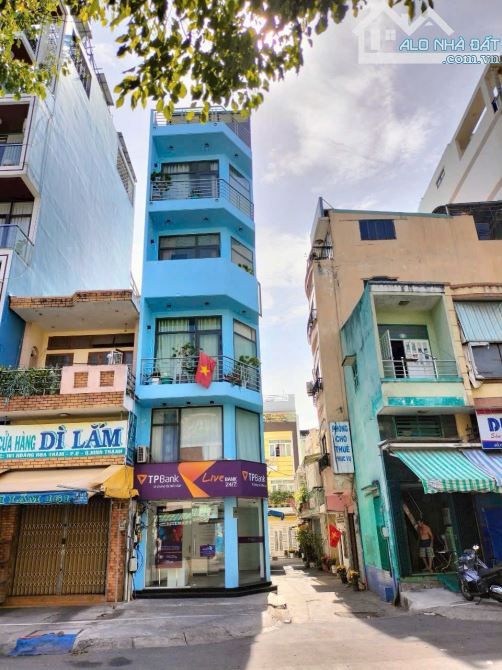Bán nhà 3 mặt tiền Hoàng Hoa Thám P6 Bình Thạnh, DT 4x15m, 7 tầng, giá 19.9 tỷ TL