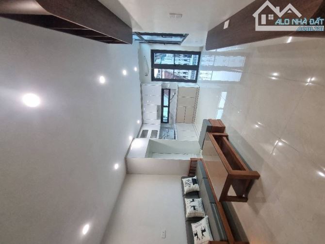 BÁN NHÀ MẶT PHỐ BÙI XƯƠNG TRẠCH-6 TẦNG-THANG MÁY-DTSD 32M GIÁ NHỈNH 12 TỶ.