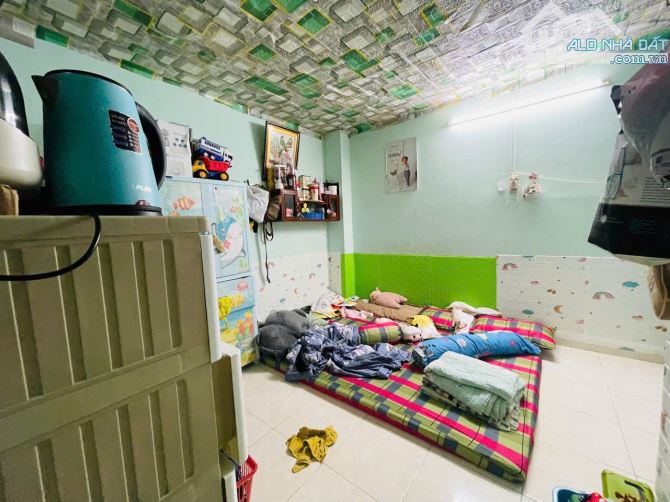 Nhà hẻm ô tô Nguyễn  Khanh Phước Hải dt 70m2 ngang 5m cách Lê Hồng Phong 100m