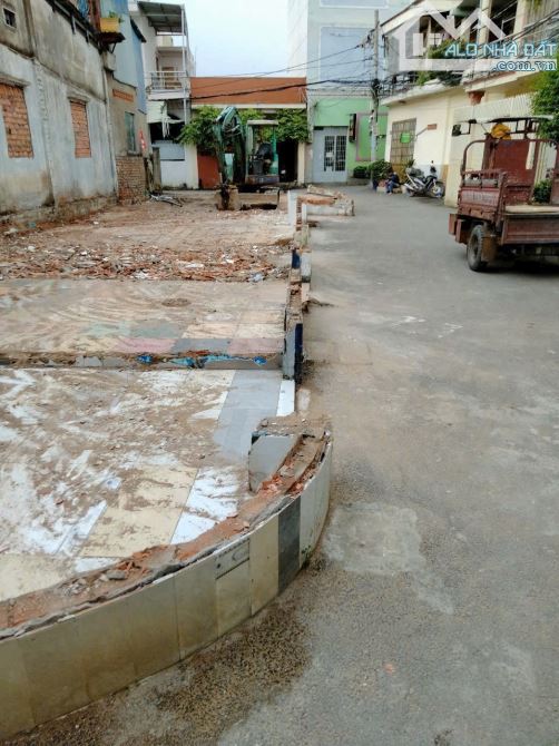 Bán đất ngay đường số 4 chợ Bắc Ninh Bình Thọ Thủ Đức