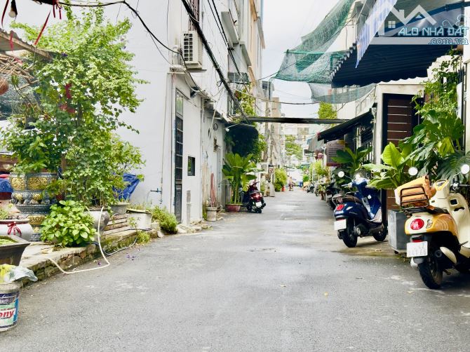 1 LÔ DUY NHẤT SÁT MẶT TIỀN TIỂU LA - Ô TÔ ĐỖ CỬA - ĐƯỜNG 5M - CẠNH CHỢ HOÀ CƯỜNG - 4,x TỶ