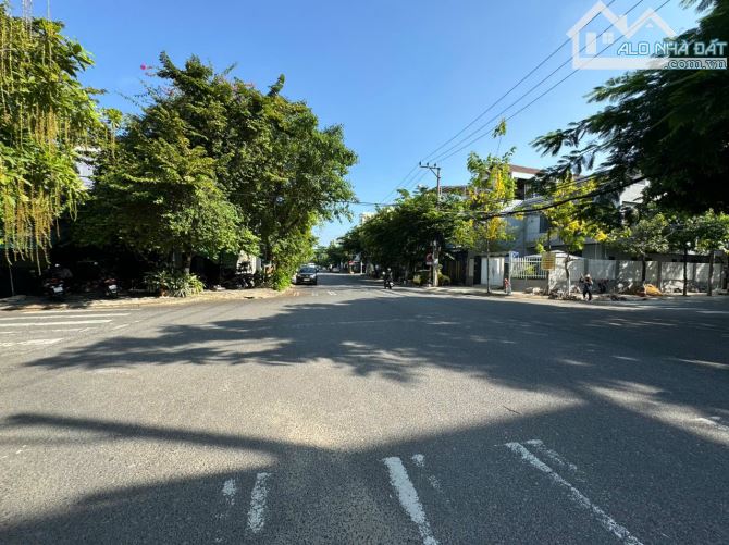 Bán đất đường Phan Tòng bãi tắm Sơn Thủy - 6 tỷ 250 triệu