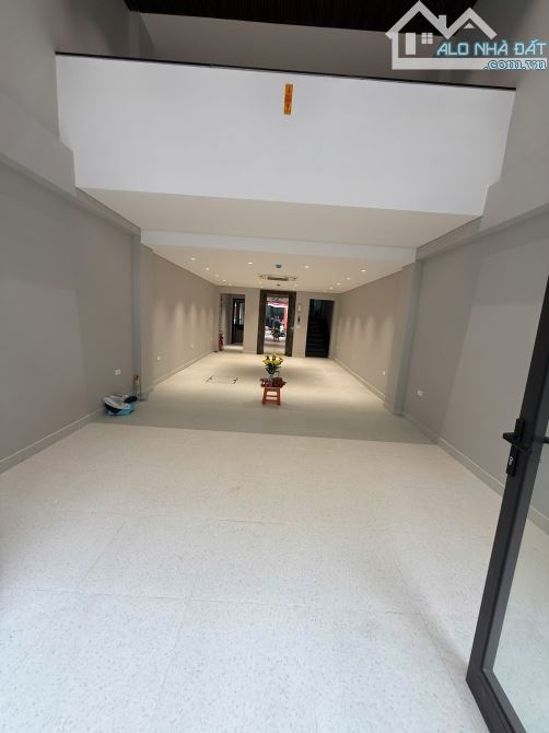 Cho Thuê Toà Nhà Văn Phòng 80m2 x 8 Tầng tại Nguyễn Hoàng-Nam Từ LIêm-Hà Nội