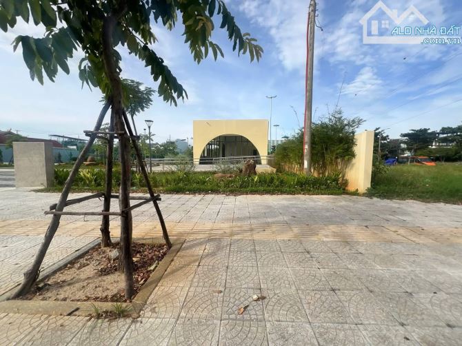 Cần bán lô đất kẹp cống đường Võ An Ninh khu dân cư nam cẩm lệ, Hoà Xuân