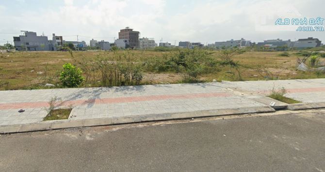BÁN LÔ ĐẤT ĐẸP KHU NAM HÒA XUÂN – GẦN SÔNG THOÁNG MÁT – Giá 4,x tỷ