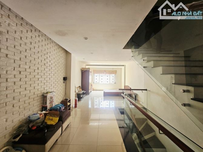 Bán Nhà Âu Cơ, Tây Hồ, ÔTô Tránh, Hàng Xóm Lotte Mail, DT 110M2, MT 4.2M, Chỉ 17 Tỷ