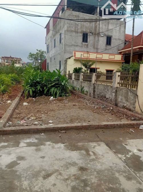 DUY NHẤT ĐẠI THỊNH – 86.7M2 FULL THỔ CƯ – NGÕ Ô TÔ – VIEW SUNGROUP – NHỈNH 4 TỶ !