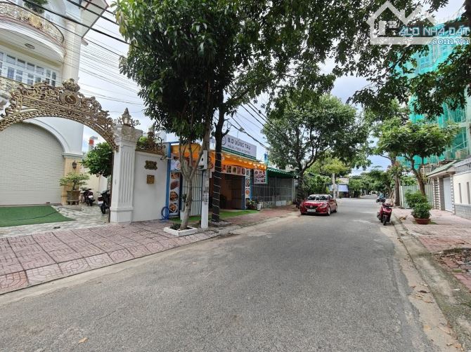 BÁN LÔ ĐẤT BIỆT THỰ KHU ĐÔ THỊ CHÍ LINH VŨNG TÀU - 334M2 GIÁ TỐT NHẤT CHỈ 26.5 TỶ