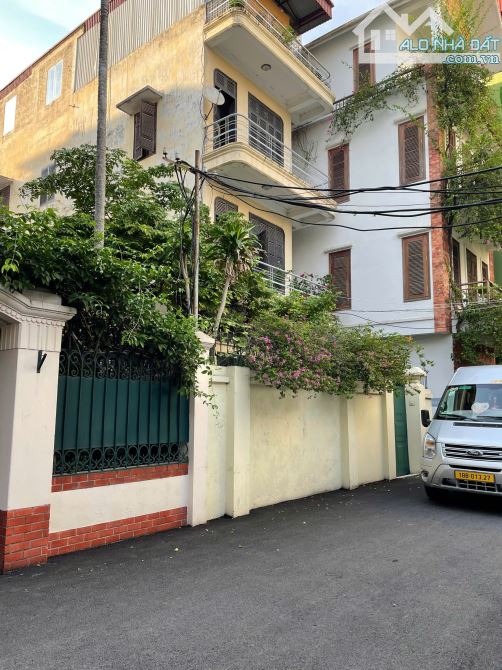 Bán nhà phân lô phố Xuân Thuỷ Cầu Giấy, ô tô tránh, kinh doanh, ở sướng, 66m2, giá 23.5 tỷ