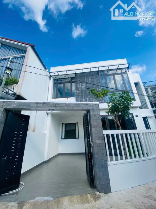 Nhà 2 tầng 82m kiệt ô tô Thanh Hải, TP Huế