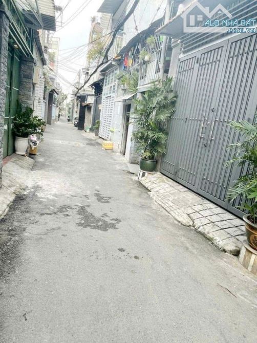 Nhà rộng 97m2 – Hẻm Ô tô – Phan Văn Hớn, Q12 – Giá rẻ 5,17 tỷ