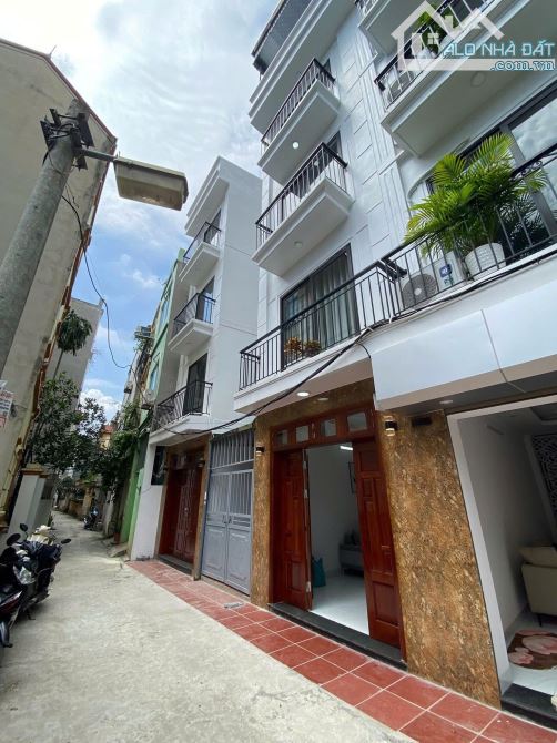 Siêu phẩm 102_An Khánh_ngõ thông_20m ra ô tô tránh, 5 tầng, full nội thất, gần phố