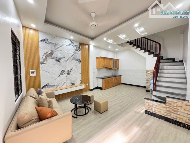 Bán nhà Văn Phú - Hà Đông- 32m/54- 5 tầng- 6.6 tỷ.