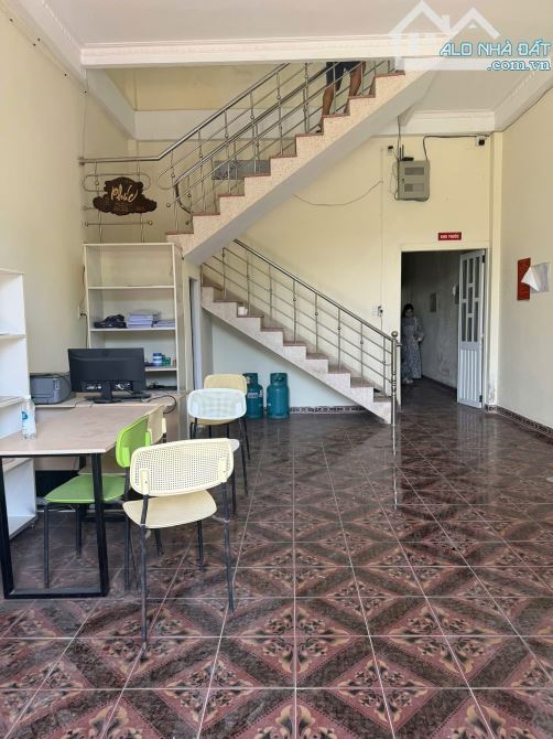 Bán nhà mặt tiền Trịnh Khắc Lập 7m5 Vị trí gần biển Liên Chiểu