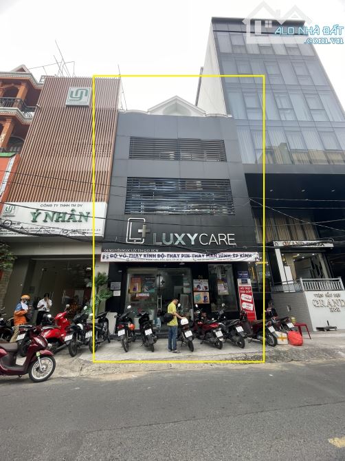 Cho Thuê Nhà Mặt Tiền 6.5x15m đường Nguyễn Ngọc Lộc quận 10