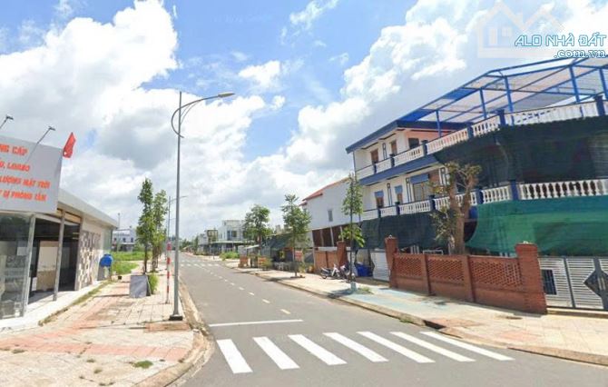 XOAY VỐN RA GẤP LÔ 125 M² ĐT 769 – TĐC LỘC AN: GIÁ 2,1 TỶ – VỊ TRÍ VÀNG – SỔ HỒNG RIÊNG