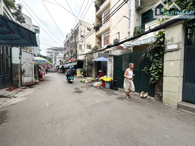 CHDV 12 PHÒNG - CHU VĂN AN, P12, BÌNH THẠNH - 81M2 - 3 TẦNG - HẺM BA GÁC, 20M RA Ô TÔ.