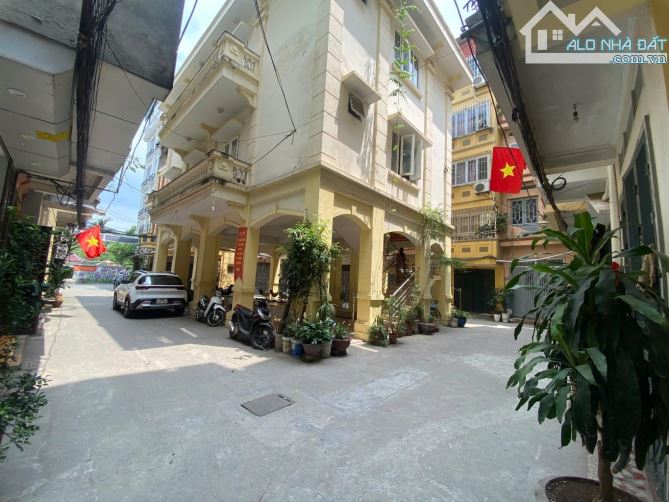 THÔNG Ô TÔ - SẴN DÒNG TIỀN, Ngõ Bùi Xương Trạch105, 30m2, 5 tầng, chỉ 7,95 tỷ