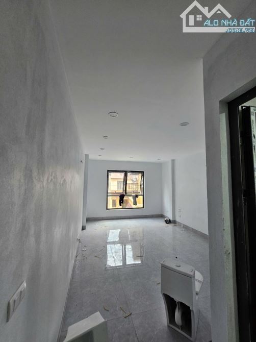 TÂY SƠN -ĐỐNG ĐA-6 TẦNG THANG MÁY-2 THOÁNG-NHÀ MỚI Ở NGAY-NGÕ NÔNG GẦN PHỐ-12.98 TỶ