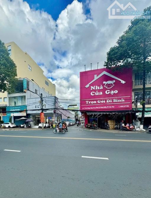 Cho Thuê Nhà 3 Tầng 510m2 – Góc 2 Mặt Tiền, Trung Tâm Cần Thơ 130 Triệu