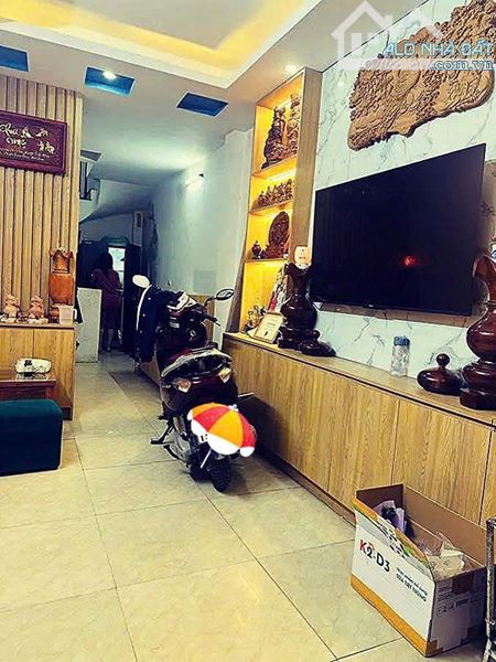 Bán nhà Hoa Bằng (Cầu Giấy) - Giá 7.2 tỷ. Ngõ nông - Gần Quan Hoa, Cầu Giấy, Yên Hòa, Láng