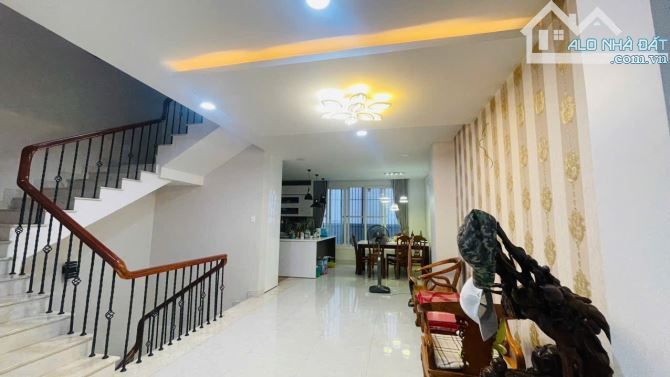 🔥 BÁN NHÀ MẶT TIỀN KINH DOANH – KĐT VCN – NGANG 6M – 15 TỶ 🔥