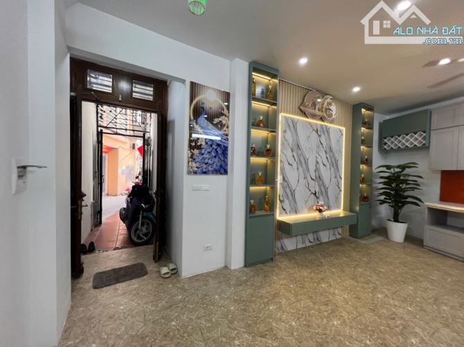 Nhà Minh Khai 62m² - Hai Bà Trưng - 12 Tỷ 6