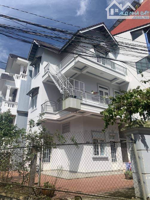 ✨🏡✨ CẦN BÁN NHÀ PHỐ 2 MẶT TIỀN ĐƯỜNG NGÔ QUYỀN, PHƯỜNG CAM LY, TP. ĐÀ LẠT GIÁ 6.3 TỶ