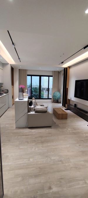 🏡 Bán căn hộ 90 Nguyễn Tuân, 77m², full nội thất, chỉ 8,1 tỷ