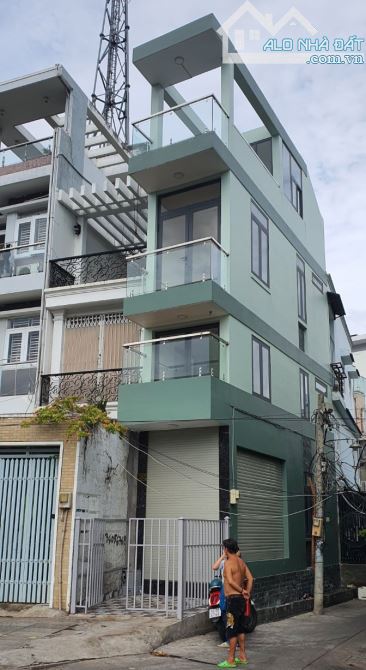 Mặt Tiền Lò Gốm Q6 3,3x9m 3L 2pn nhà mới