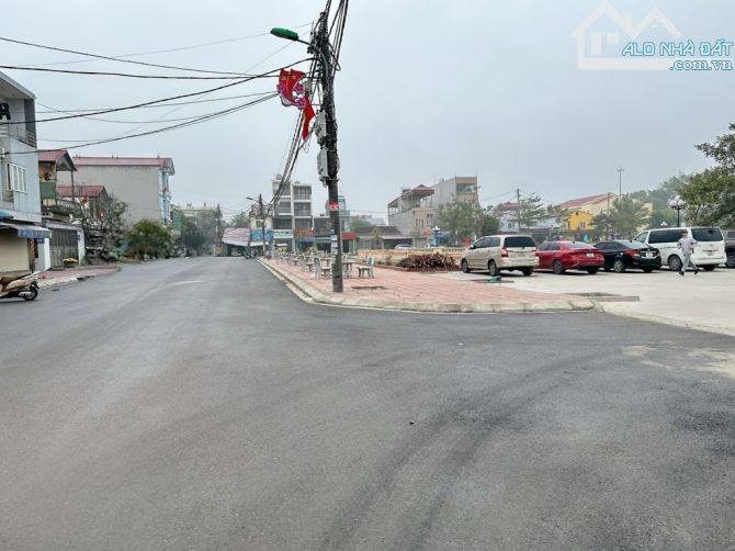 💥💥💥BÁN ĐẤT - NAM HỒNG - PHÚC THỊNH - ĐÔNG ANH 💥💥💥  🚖Ô TÔ ĐỖ CỬA - NGAY SÁT CHỢ TRƯỜ