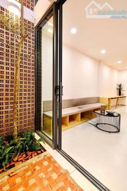 GIÁP Q1, BÁN NHÀ XÔ VIẾT NGHỆ TĨNH BÌNH THẠNH, HẺM Ô TÔ 50M2, 2 TẦNG BTCT CHỈ 4.95TY TL