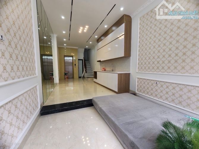 BÁN NHÀ XUÂN PHƯƠNG - NGÕ RỘNG Ô TÔ - 37M X 6 TẦNG - THANG MÁY - GIÁ 8,38 TỶ.