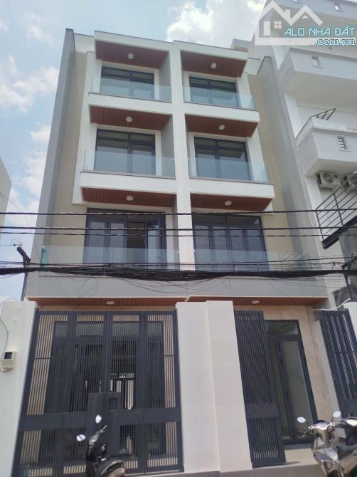 mặt tiền đường 10m ngay phạm văn đồng, nhà 4 tầng 6pn chỉ 10.5 tỷ