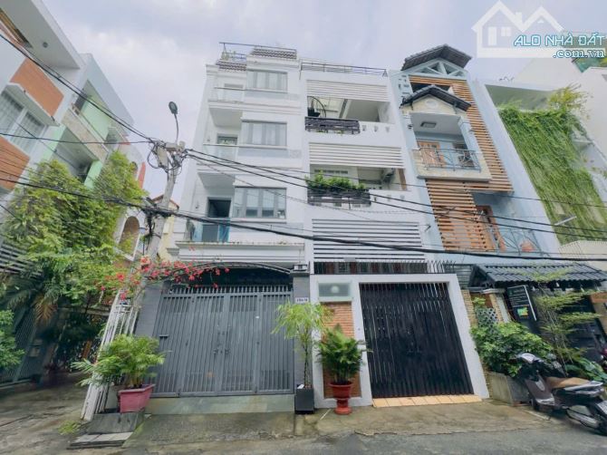 Cần bán nhà hẻm đẹp Lê Văn Sỹ, Phú Nhuận. 4m5 x 15m. 5 Lầu Thang máy. Giá 19,5 Tỷ