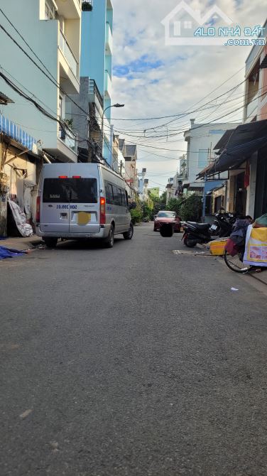 BÁN NHÀ HẺM Ô TÔ NGAY AEON TÂN PHÚ 70M2(4.2❌️16.5)m - 3 TẦNG NHỈNH 7 TỶ