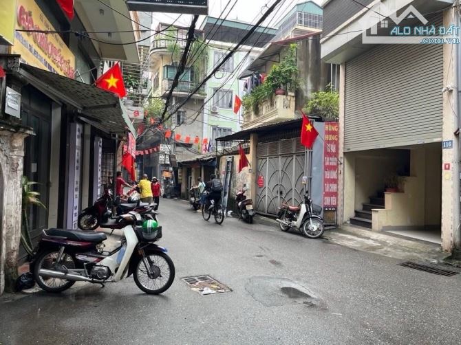 BÁN NHÀ TRẦN KHÁT CHÂN- 32M- 4 TẦNG-3 PN- Ô TÔ QUA NHÀ- TC 6 TỶ