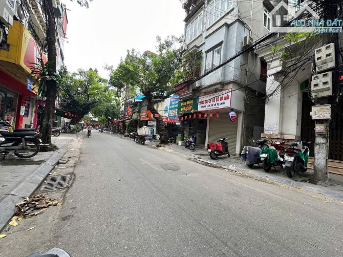 GẦN PHỐ -TRƯỚC NHÀ NGÕ RỘNG 4M - NHÀ CỰC ĐẸP PHUN NỘI THẤT PHỐ BẠCH MAI   28m -5 tầng -7,0