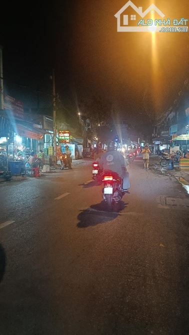 BÁN BIỆT THỰ MỚI LÊ ĐÌNH CẨN _ BÌNH TÂN 120M2 4X15 GIÁP TÊN LỬA GIÁ CHỈ 7,3 TỶ