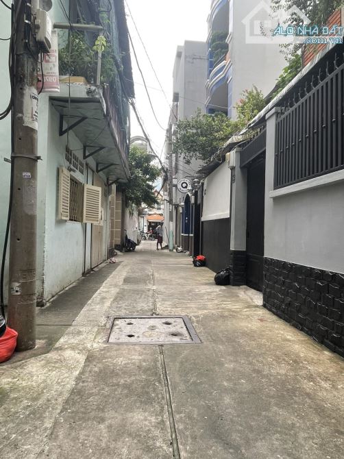 HUỲNH VĂN BÁNH – 63M² – 4 TẦNG – 6 PHÒNG NGỦ – GIÁ 9 TỶ