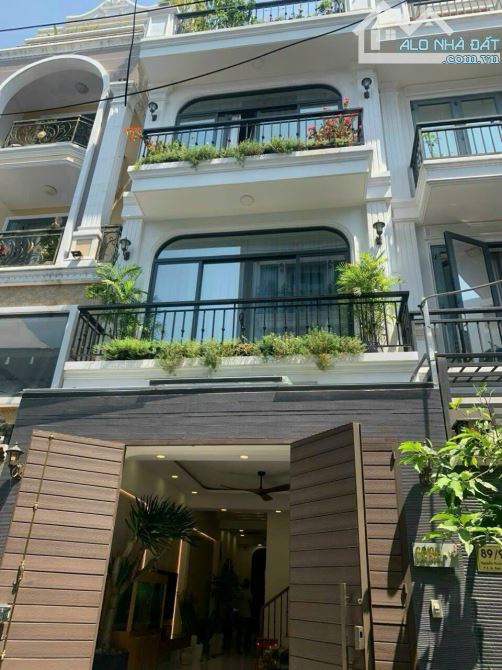 Chỉ 8.5 Tỷ - NHà Đẹp 2 Lầu ST - HXH 7M Ni Sư Huỳnh Liên, Chung Cư Bàu Cát 2 - DT 43m2