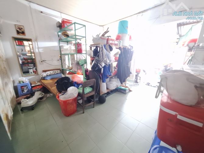 Đất Mặt Tiền Đường số 10 Trường Thọ Tặng Nhà Cấp 4 DT: 6 x 30 Gồm 5 Phòng Trọ