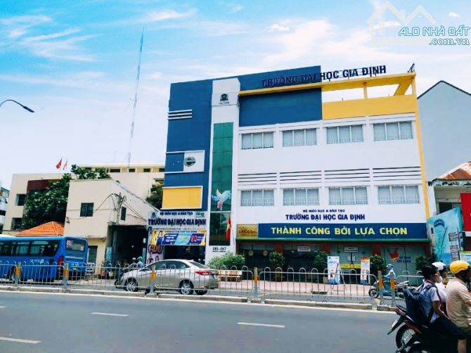 CHO THUÊ TOÀ NHÀ 185 - 187 HOÀNG VĂN THỤ, Q. PHÚ NHUẬN - 21M X 40M  - MẶT BẰNG LỚN HIẾM CÓ