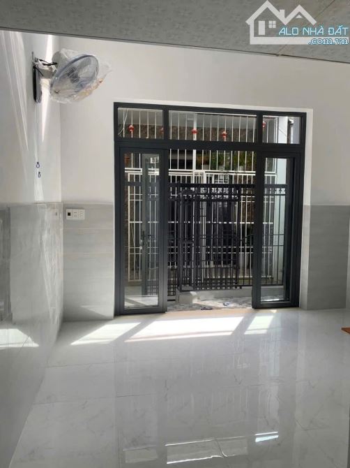 BÁN NHÀ CẤP 4 CÓ GÁC LỬNG-NÚI THÀNH-CÔNG NĂNG SỬ DỤNG-VỊ TRÍ THUẬN LỢI