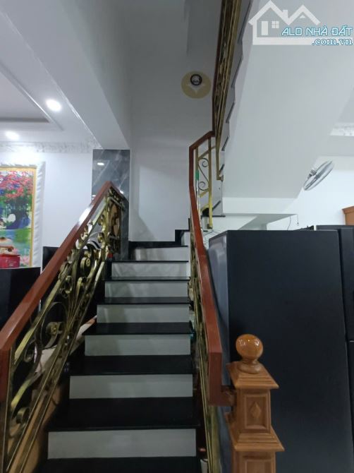 Bán nhà hẻm 114 đường Miếu Gò Xoài, diện tích CN 64m2 (4x16), nhà 4 tầng, giá 6,79 tỷ
