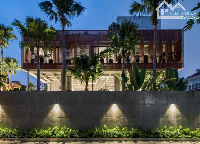 Biệt thự sân vườn hồ bơi trục Trần Ngọc Diện Thảo Điền Q2 bán gấp 800m2 giá 99 Tỷ